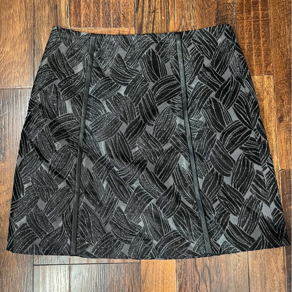 Jacquard mini skirt